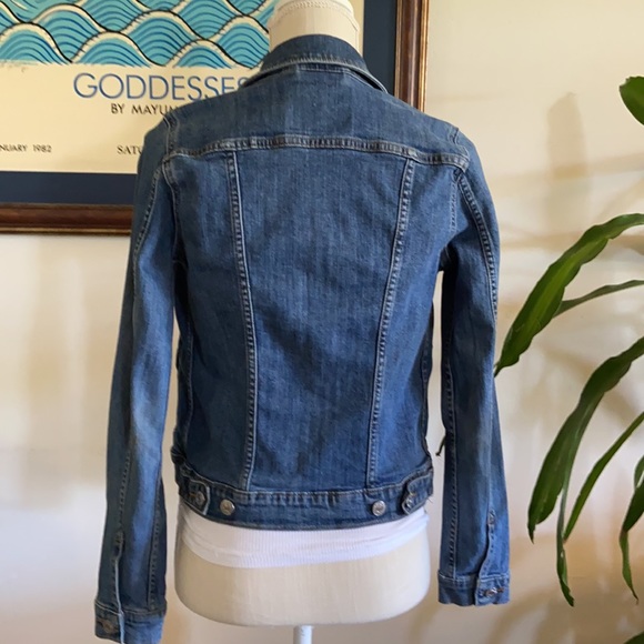 Levis jacket - Picture 2 of 9